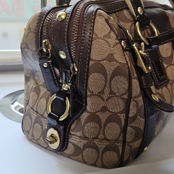 COACH EUC Y2K HERITAGE CARRIAGE  Brown Leatherware Satchel - Picture 3 of 16